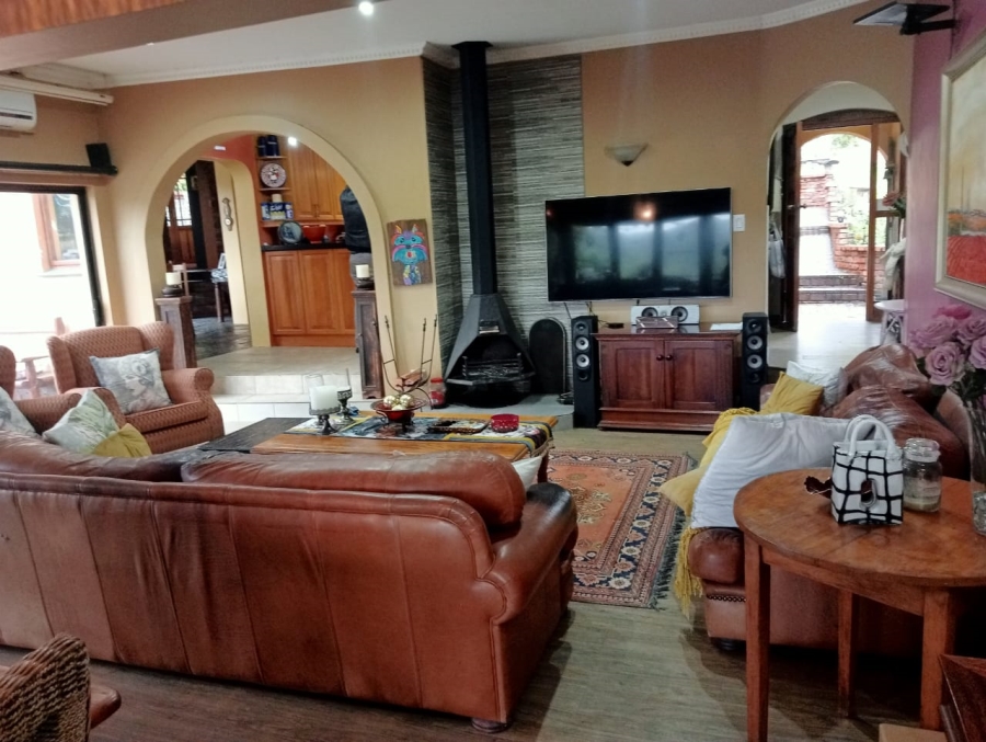 4 Bedroom Property for Sale in Nahoon Valley Park Eastern Cape